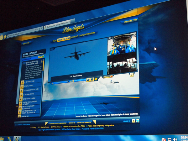 Blue Angelsのサイト。Silverlight 5により、優れた映像が閲覧できる